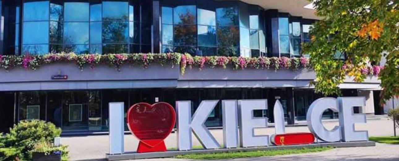 Abc -stacja Centrum Pkp &pks -panoramiczna Parking -zameldowanie Wymeldowanie Zdalne Apartment Kielce