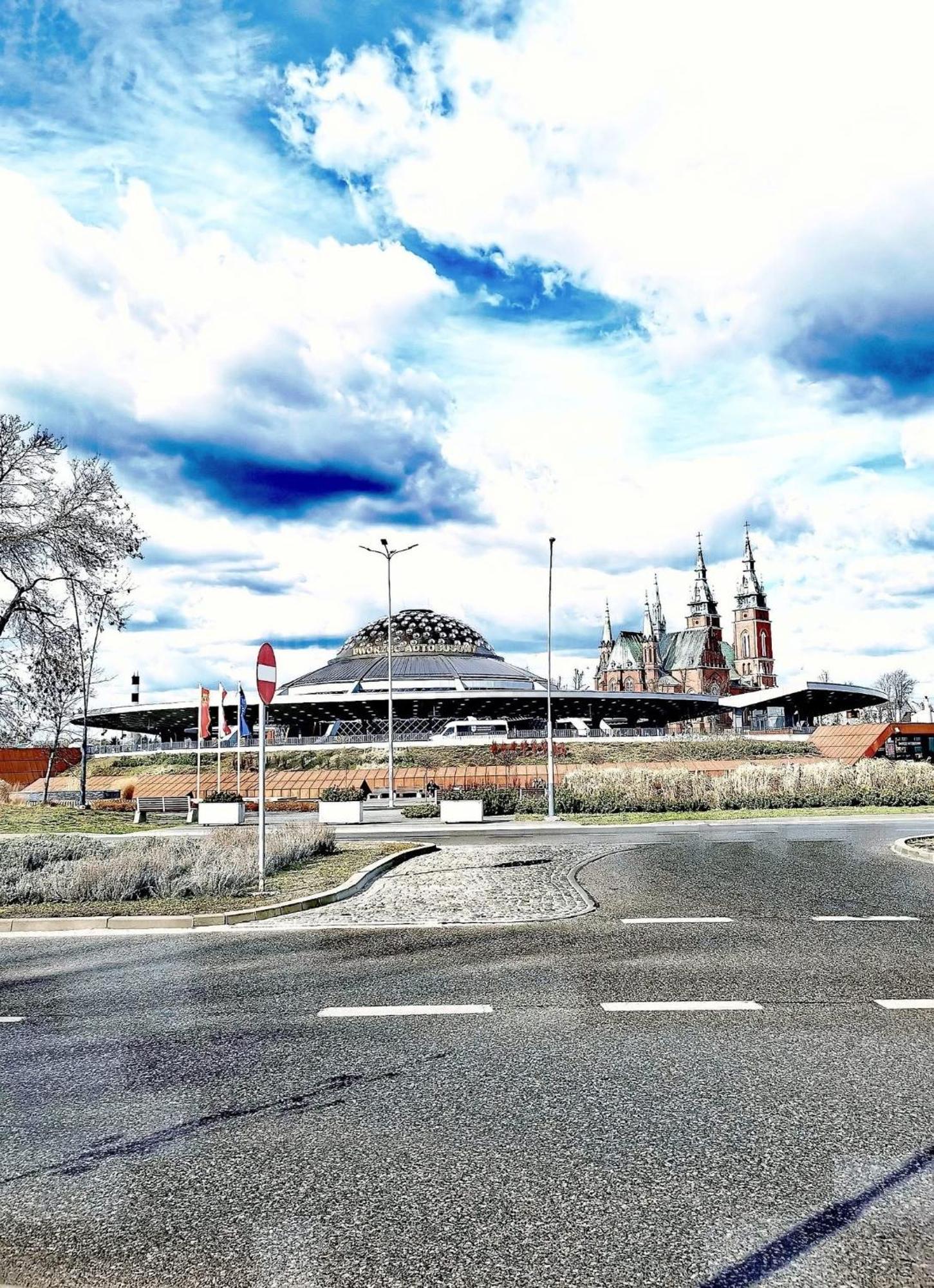 Abc -stacja Centrum Pkp &pks -panoramiczna Parking -zameldowanie Wymeldowanie Zdalne *